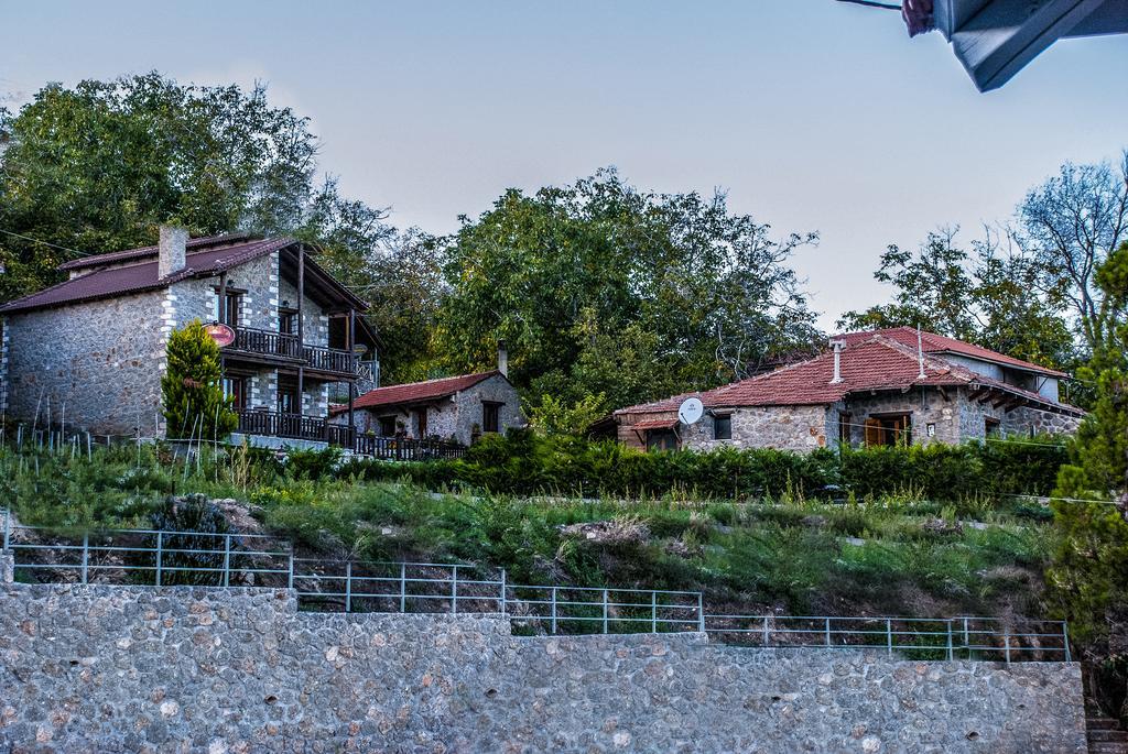 Theasis Suites-Ορεινή Φιλοξενία Kato Sinikia Trikalon Exteriér fotografie